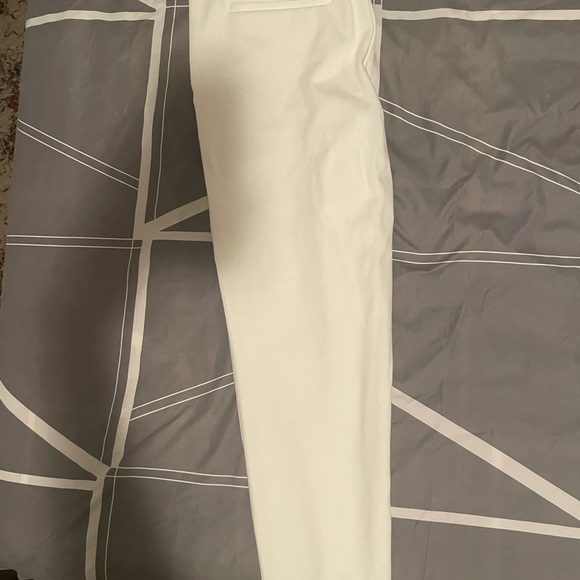 Zara - Picture 6 of 12